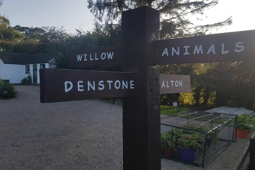 The Willow Denstone Ngoại thất bức ảnh